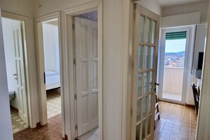 2 bedrooms, bed sheets - P012 - Porto Recanati, wonderful three-room apartment facing the sea (Porto Recanati)