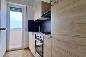 Kühlschrank, Ofen, Geschirrspüler