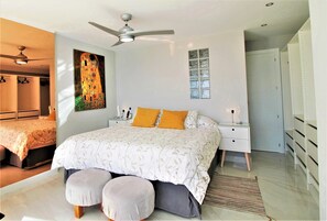 2 bedrooms, desk, iron/ironing board, travel crib
