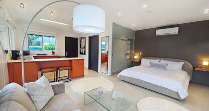 El Cielo by Villa Alejandro