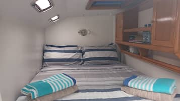 2 habitaciones, acceso a internet y ropa de cama