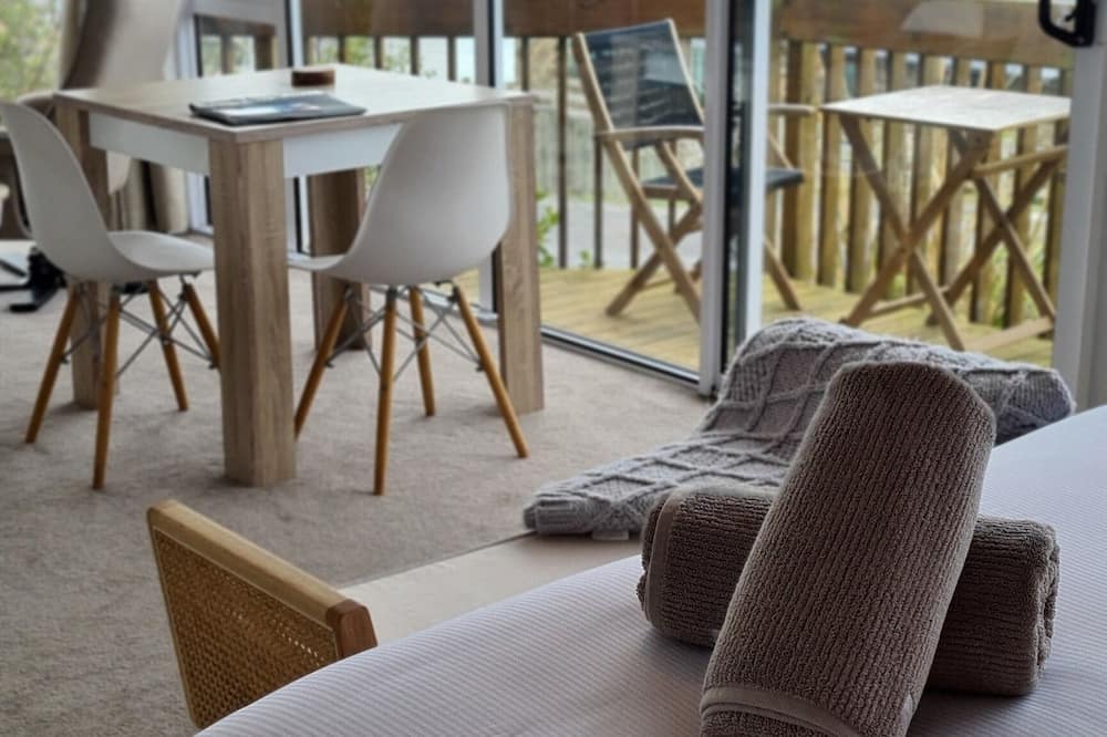 Kaka Point Luxury Spa Accommodation