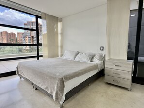 4 makuuhuonetta, Wi-Fi, vuodevaatteet