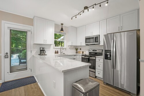 FullyFenced/PetFriendly/BBQ/Fire-pit/DT-Waxhaw/The Bowl-20Mins/Waverly-12Mins