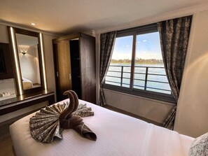 Deluxe Double or Twin Room - Nile Cruise Aswoan & Luxor 3 & 4 Nights (Aswan)