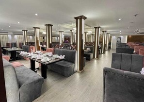 Snack bar - Nile Cruise Aswoan & Luxor 3 & 4 Nights (Aswan)