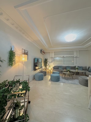 Interior - Beau Appartement à 2 Mars Casablanca (DAR BOUAZZA CASABLANCA)