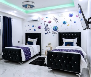 4 間睡房、書桌、熨斗/熨衫板、免費 Wi-Fi