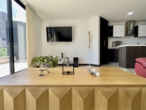 Interior - 202 El Poblado! City View Terrace (Medellín)