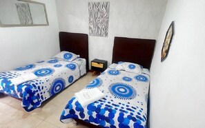 10 chambres, draps fournis