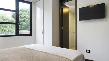 4 bedrooms, WiFi, bed sheets