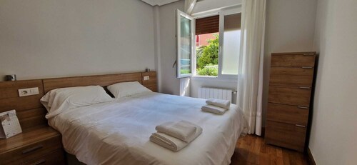 Cozy and Quiet Family Apartment in Getxo