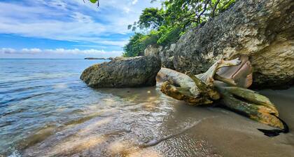 Ocean-Front Villa~ Beach, Pool, Tennis, 24hr security, Solar, WiFi, playground