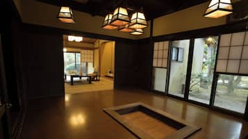 Luxury Suite, Garden View | 1 bedroom, free WiFi