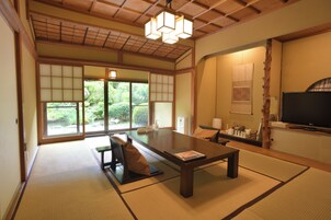 ラグジュアリー スイート ガーデンビュー | WiFi (無料)