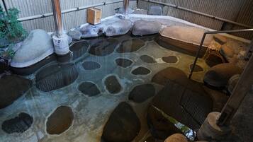 Aguas termales, aromaterapia y masajes