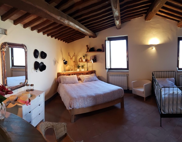 1 bedroom, travel crib, free WiFi, bed sheets
