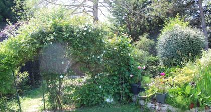 Maison au Calme Commerces a Proximite