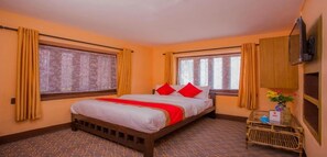 Suite | Free WiFi, bed sheets - MeroStay 154 White & Peace (Lalitpur)