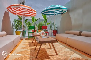 Grand Apartment | Terrace/patio