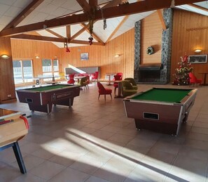 Spielezimmer