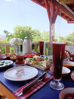 Free daily local cuisine breakfast