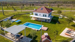 Unclassified image, 5 of 39, button - Stunning home in Tijarica with WiFi (Tijarica)