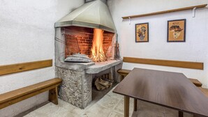 Unclassified image, 2 of 39, button - Stunning home in Tijarica with WiFi (Tijarica)