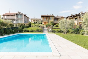 Pool - Lago Blu with pool and lake view (Manerba del Garda)