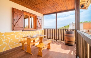 Outdoor dining - Amazing home in El Borge with WiFi (El Borge)