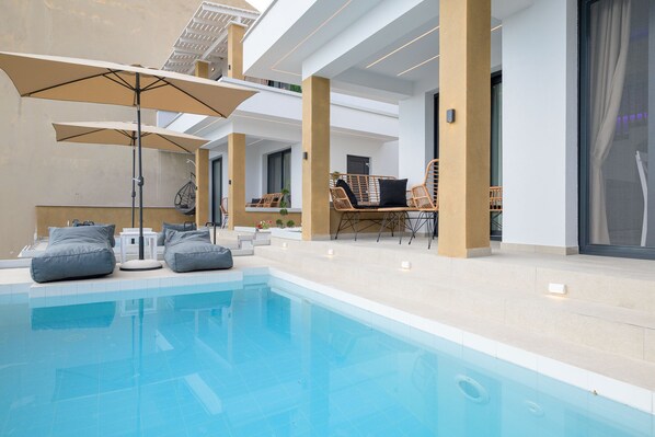 Outdoor pool - Premium Luxury Maisonette Vrachos with Private Pool (Loutsa)