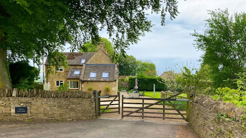 Bill's Cottage - Turkdean - Pet Friendly