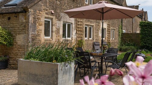 Bill's Cottage - Turkdean - Pet Friendly