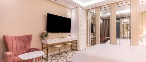 1 bedroom, bed sheets