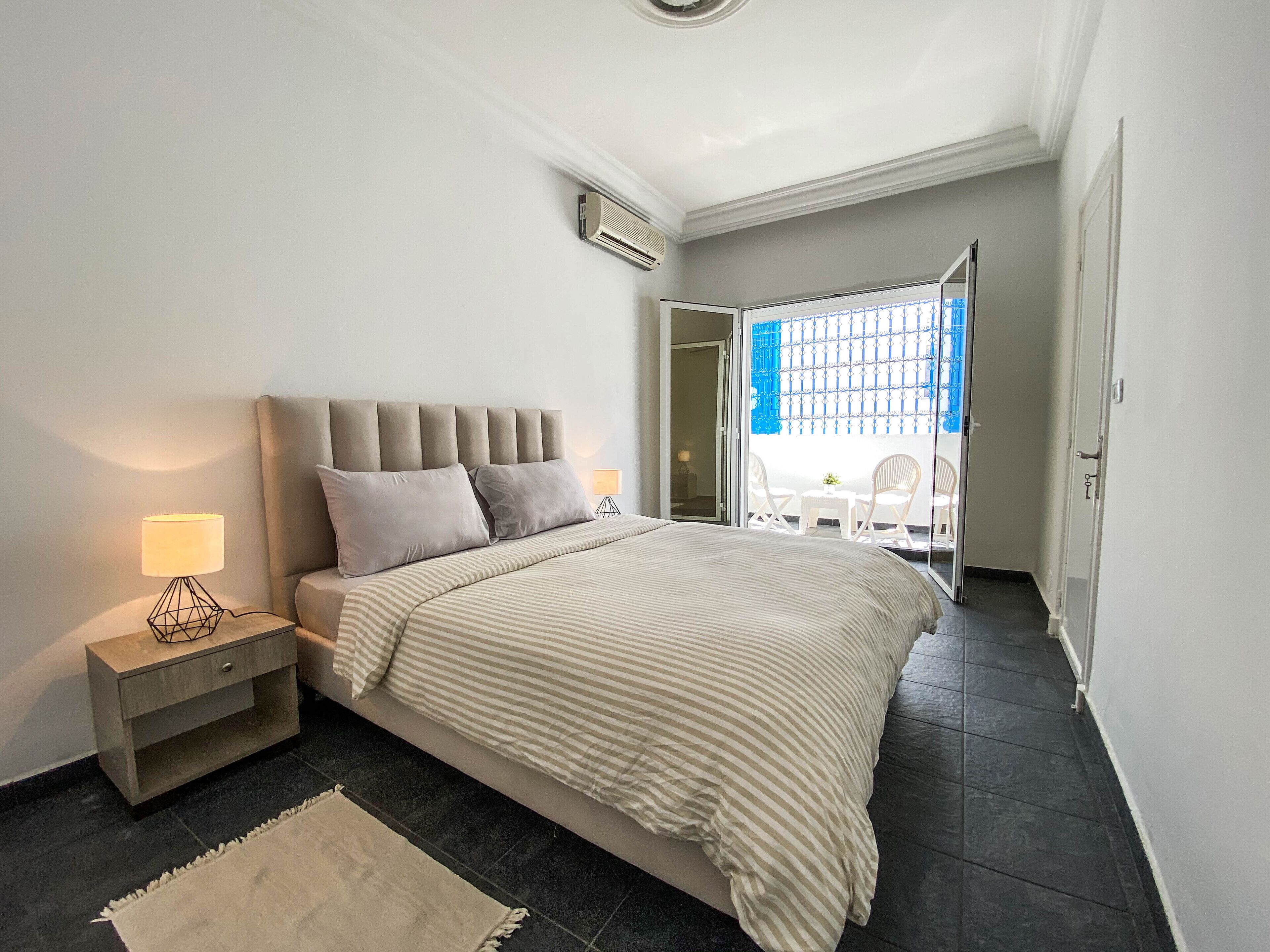 2 bedrooms, desk, iron/ironing board, travel crib