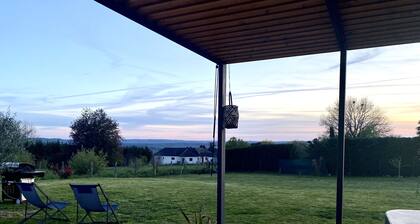 Maison de Campagne Avec Jacuzzi sur Terrasse - Dans Village Étape !