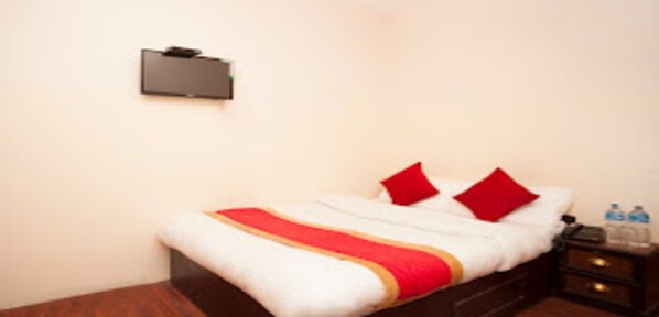 Single Room | Free WiFi, bed sheets - MeroStay 157 C Inn (Kathmandu)