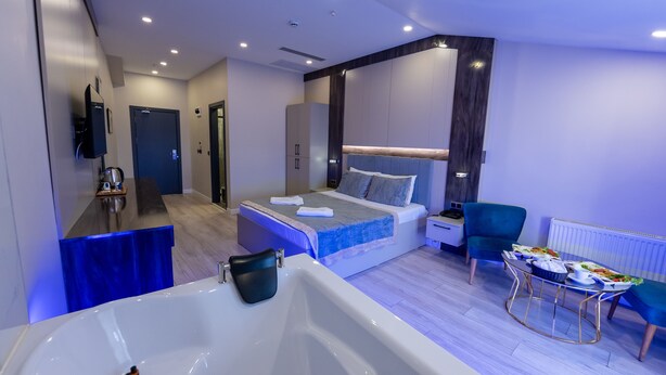 Deluxe Double Room, 1 Bedroom, Balcony - Meros Hotel (Istanbul)