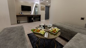 Family Triple Room, 1 Queen Bed with Sofa bed - Meros Hotel (Istanbul)