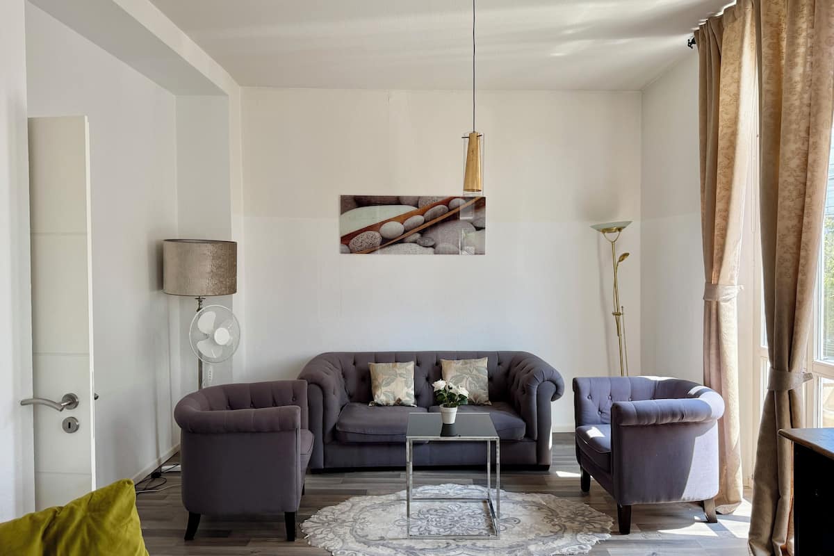 Apartamento básico, 1 habitación | Zona de estar