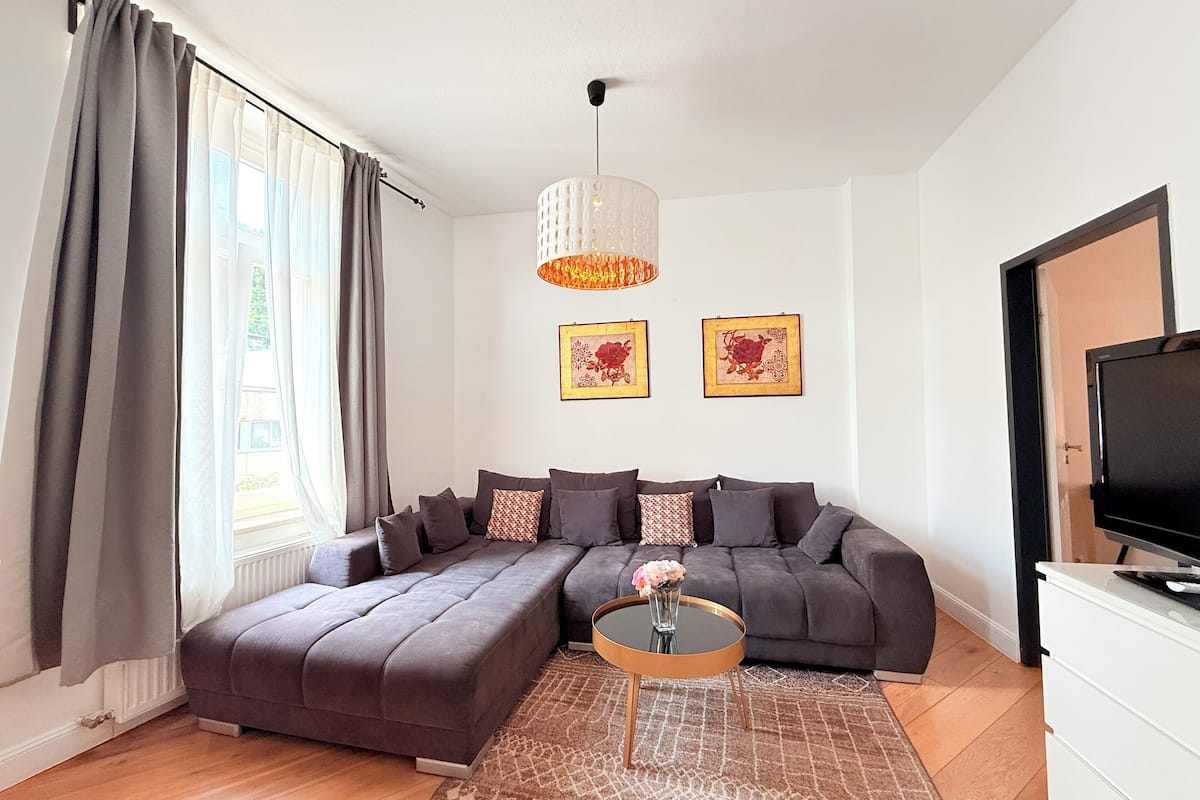 Apartamento económico, 2 habitaciones | Zona de estar