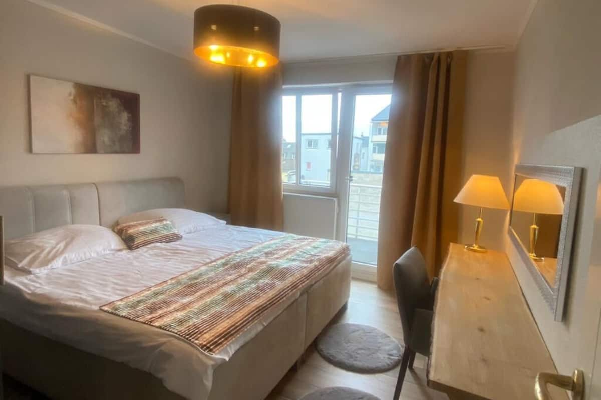 1 bedroom, hypo-allergenic bedding, individually decorated