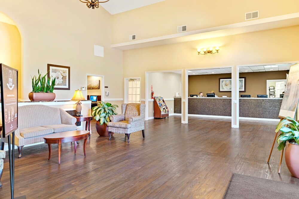 The Historic Powhatan Williamsburg 2 BEDROOM 1KG 1QN UPSTAIRS SUITE W