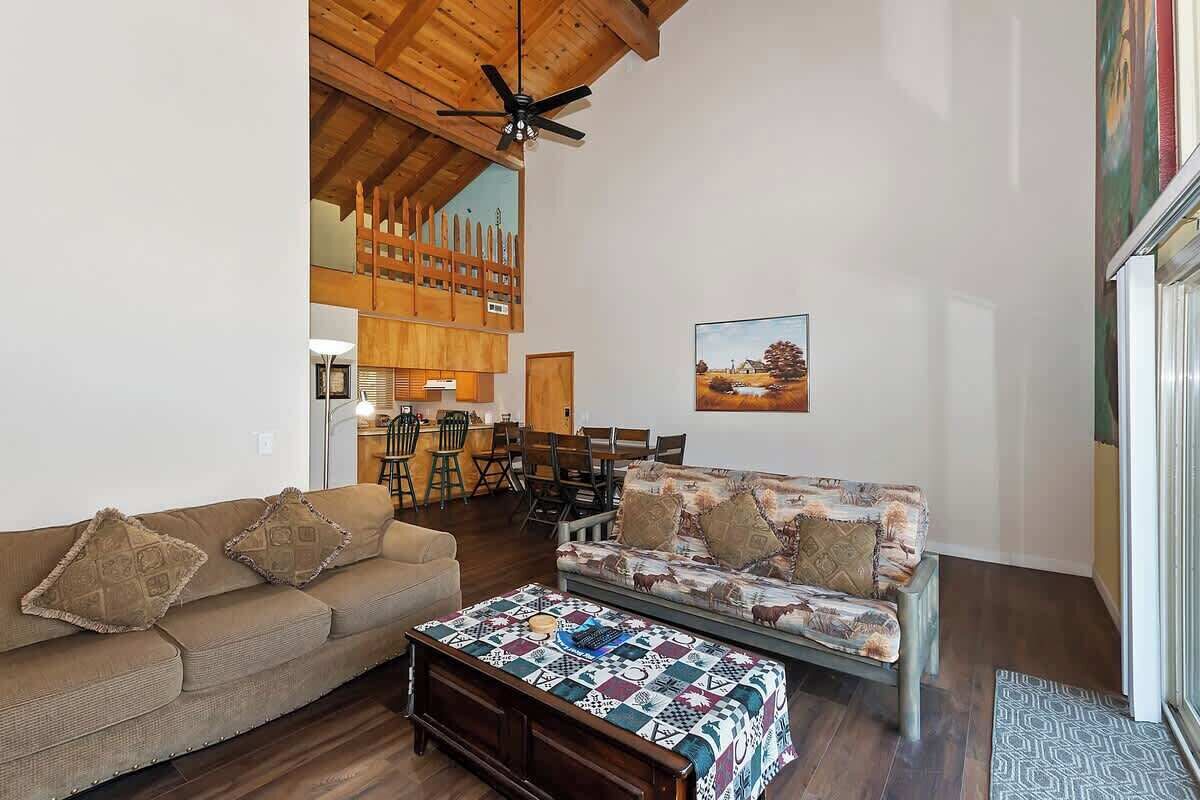 Switzerland C | Ski-in/out · Fireplace - Big Bear Lake, CA
