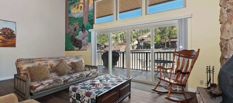 Switzerland Summit C Ski In/out