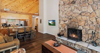 Switzerland D | Ski-In/Out · Fireplace