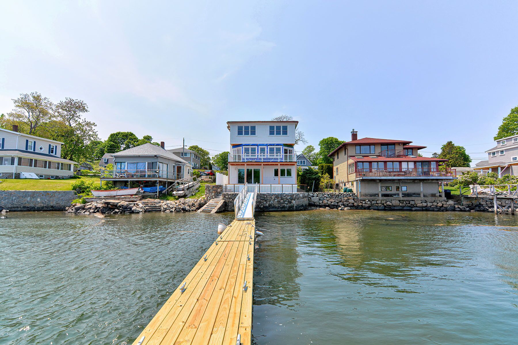 Riverfront luxury in Gloucester.