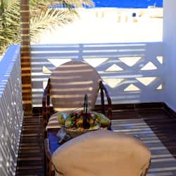 Deluxe Room | 1 bedroom, minibar, in-room safe, desk