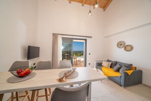 Living area - agrantou #Strawcottage (KEFALONIA)