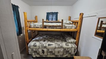 2 bedrooms, free WiFi, bed sheets